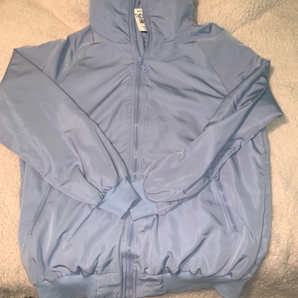 Brandy Melville Jackets & Blazers - Brandy Melville windbreaker